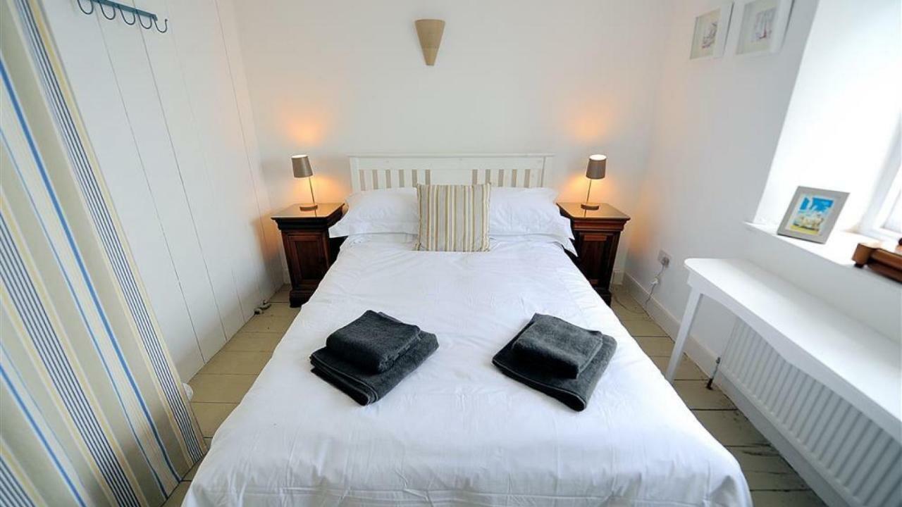 Villa 10 Cobb Terrace Lyme Regis Esterno foto