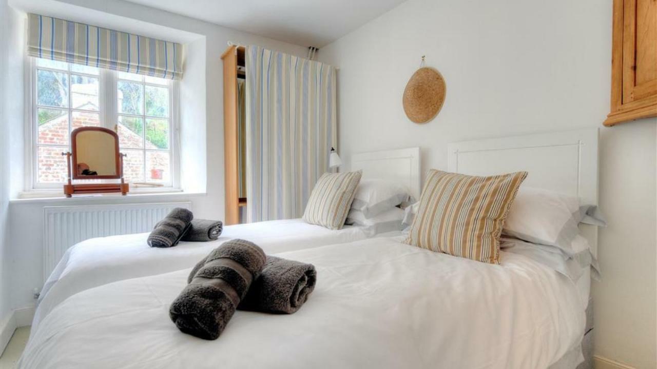 Villa 10 Cobb Terrace Lyme Regis Esterno foto